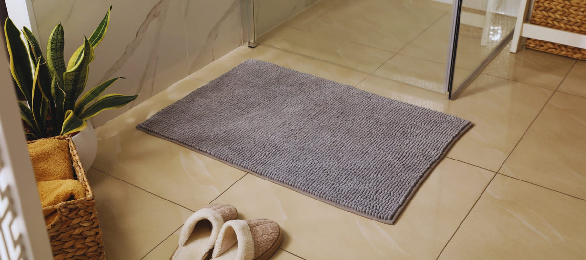 Tapete antiderrapante para mais segurança e conforto. Modelos ideais para cozinha, banheiro e áreas de alto tráfego.