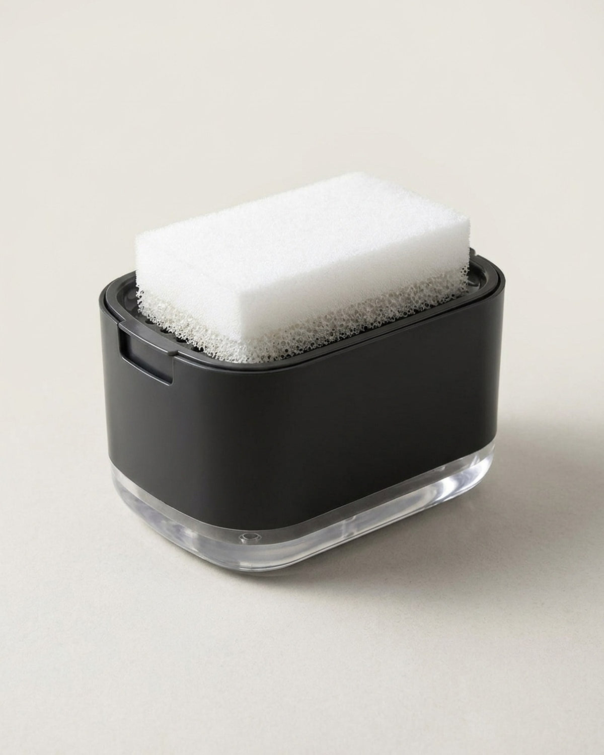 Dispenser de detergente com esponjeira, foto de estúdio